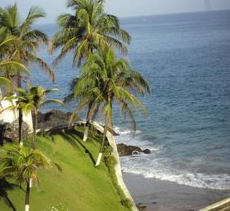 Las playas de Salvador se extienden por más de 50 kilómetros