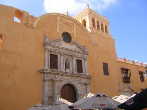 Iglesia Santo Domingo en Cartegena de Indias