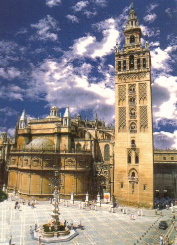 El edificio más emblemático del barrio de Santa Cruz, La Giralda.