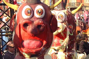 El Carnaval de Niza es el evento cultural más grande del año en el país.