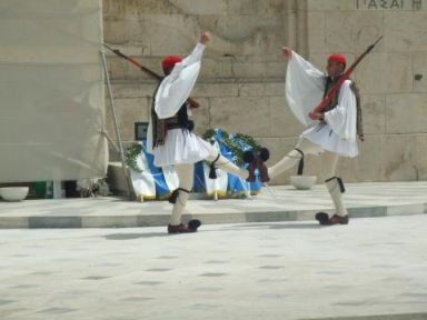 Cambio de Guardia en Atenas