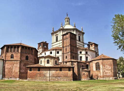 La Basilica de San Lorenzo Maggiore.