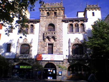 El Teatro Colón de la ciudad de Mar del Plata inaugurado en 1924.