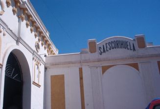 Entrada a la Bodega Escorihuela