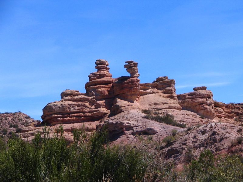 Más formaciones rocosas en el Cañón del Atuel