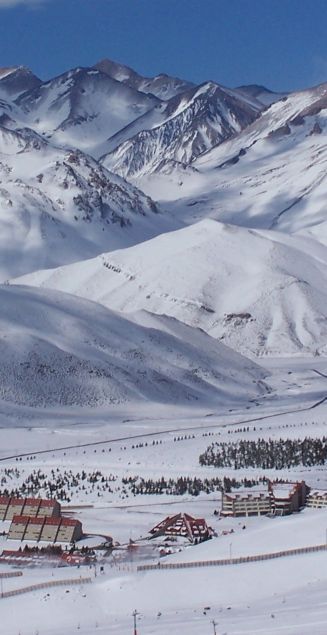Las Leñas en Mendoza es uno de los centros de esquí más importantes de la Argentina