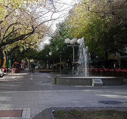 Peatonal Sarmiento de la fuente Mendoza