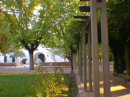 Plaza principal de Chacras de Coria en Luján de Cuyo