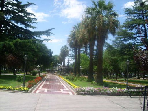 Plaza 12 de Febrero en Maipú