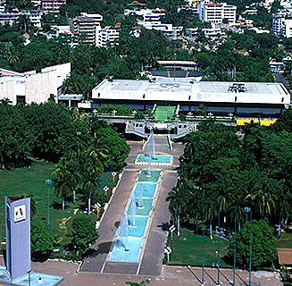 Imagen panorámica del Centro Internacional de Convenciones de Acapulco