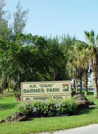 En el Barnes Park existe una piscina climatizada que funciona todo el año